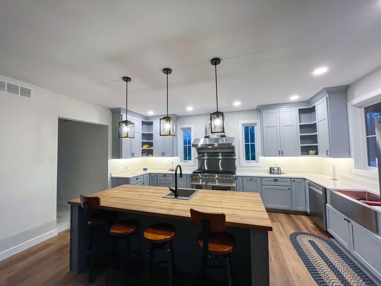 Custom kitchen cabinets in Michigan